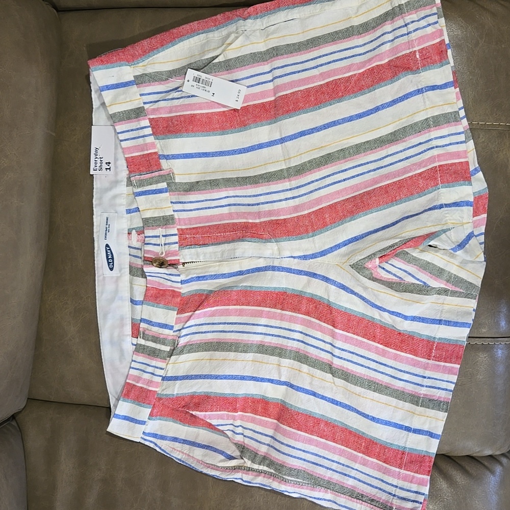 Old Navy Everyday Short